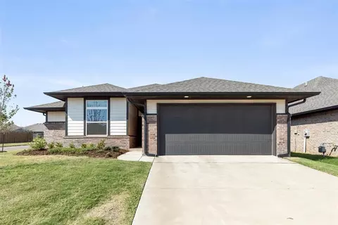 9101 Poppey Pl, Yukon, OK 73099