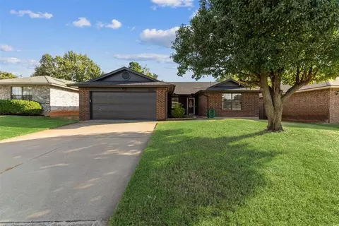 10820 Ohara Ln, Midwest City, OK 73130