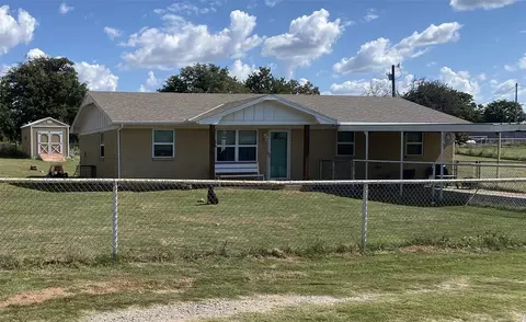 44123 County Street 2730, Cement, OK 73017