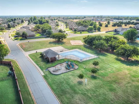 4916 Champlain Pl, Edmond, OK 73025 photo 50