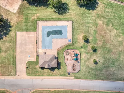 4916 Champlain Pl, Edmond, OK 73025 photo 49