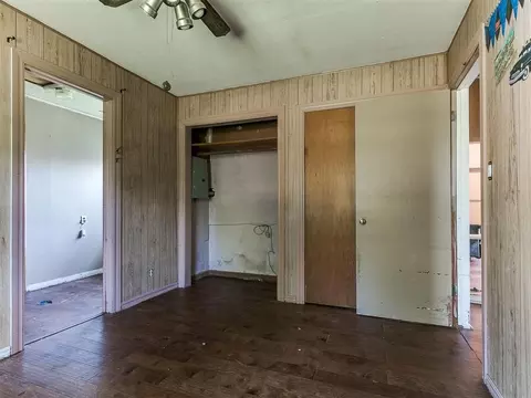 Bedroom - 2160 Thunder Dr, Crescent, OK 73028 photo 3 of 6