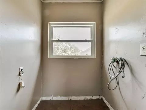 Other - 2160 Thunder Dr, Crescent, OK 73028 photo 5 of 14