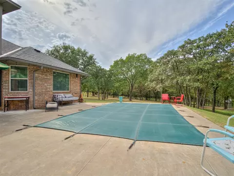 Exterior - 13401 E 33rd St, Jones, OK 73049 photo 5 of 9