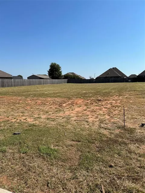 1418 Buckhorn Pl, Tuttle, OK 73089