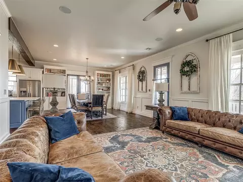 Living - 39 Boulevard, Carlton Landing, OK 74432 photo 3 of 5