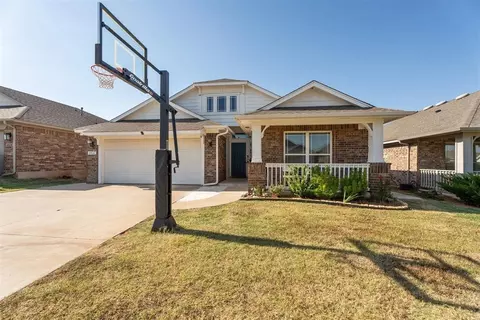 6832 NW 155th St, Edmond, OK 73013