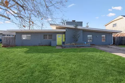 1905 Julie Dr, Moore, OK 73160
