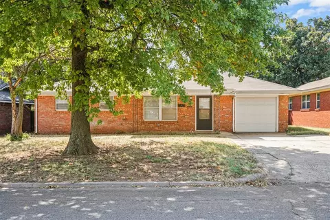 3304 SE 24th St, Del City, OK 73115