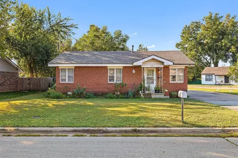 1008 E Woodson St, El Reno, OK 73036