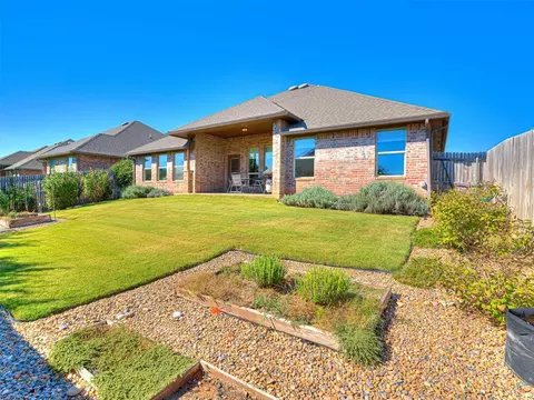 2800 Cedar Creek Dr, Moore, OK 73160 photo 35