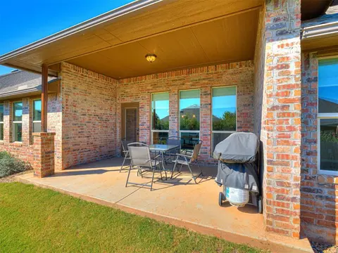 2800 Cedar Creek Dr, Moore, OK 73160 photo 33