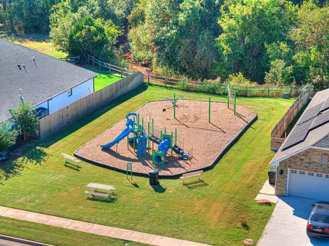 2800 Cedar Creek Dr, Moore, OK 73160 photo 41