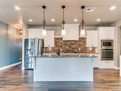 2800 Cedar Creek Dr, Moore, OK 73160 photo 13