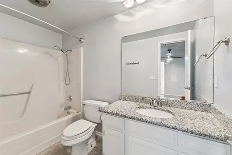 2142 Goodrich Dr, Moore, OK 73170 photo 19