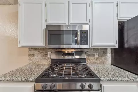 2142 Goodrich Dr, Moore, OK 73170 photo 13