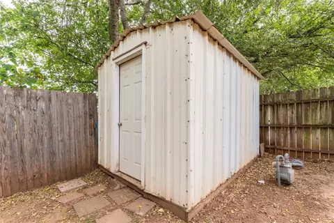 2142 Goodrich Dr, Moore, OK 73170 photo 27
