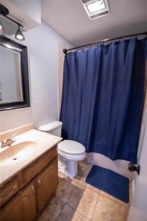 Bath - 6519 Central Rd, Guthrie, OK 73044 photo 1 of 3