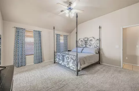 Bedroom - 609 Madeline Ln, Moore, OK 73160 photo 3 of 7
