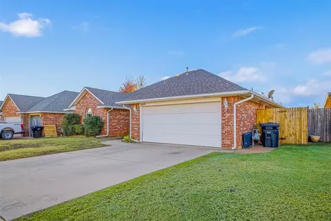 Other - 609 Madeline Ln, Moore, OK 73160 photo 7 of 16