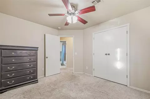 Bedroom - 609 Madeline Ln, Moore, OK 73160 photo 5 of 7