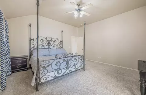 Bedroom - 609 Madeline Ln, Moore, OK 73160 photo 2 of 7