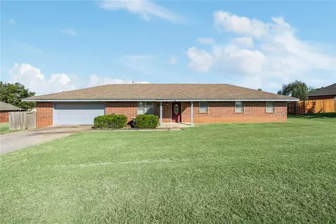 4702 Lynn St, Guthrie, OK 73044