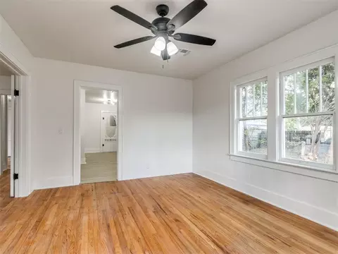 Bedroom - 419 E Apache St, Norman, OK 73071 photo 1 of 10
