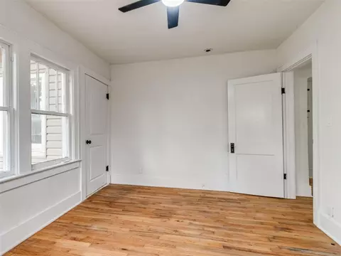 Bedroom - 419 E Apache St, Norman, OK 73071 photo 9 of 10