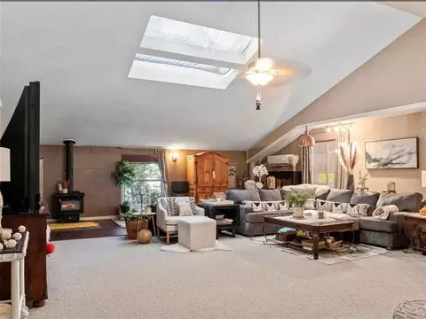 Living - 21461 E Apache St, Catoosa, OK 74015 photo 2 of 4
