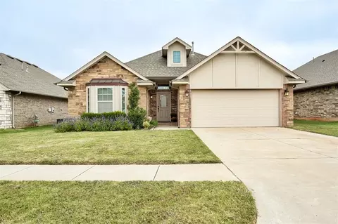 3329 NW 162nd St, Edmond, OK 73013