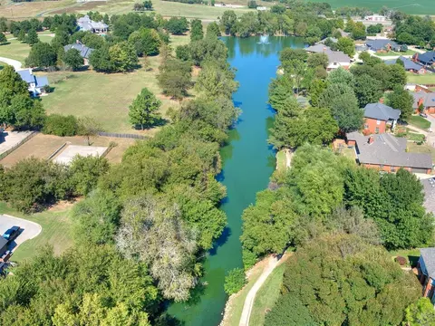 4700 Westlakes Rd, Norman, OK 73072