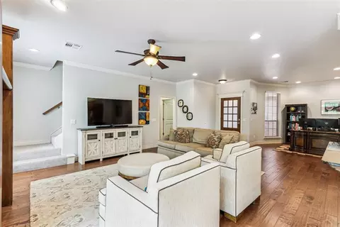 4632 Olde Village Cir, Edmond, OK 73013