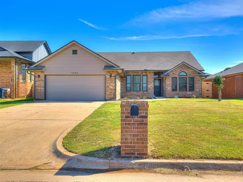 8404 Pinewood Dr, Oklahoma City, OK 73135