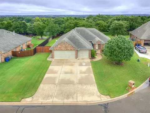 11722 Black Jack Cir, Guthrie, OK 73044