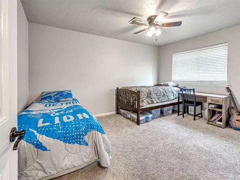 Bedroom - 2 Timber Oaks Rd, Mcloud, OK 74851 photo 5 of 6