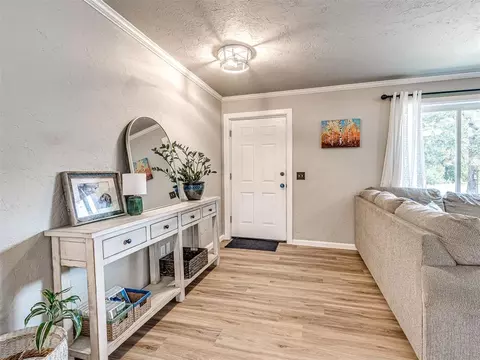 Entry Way - 2 Timber Oaks Rd, Mcloud, OK 74851 photo 1 of 1