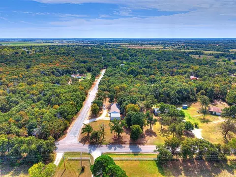 View/Area - 2 Timber Oaks Rd, Mcloud, OK 74851 photo 2 of 3