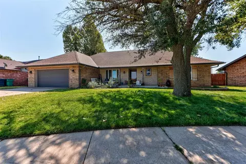 212 SW 103rd St, Oklahoma City, OK 73139