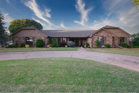 1409 Dalton Ave, Elk City, OK 73644