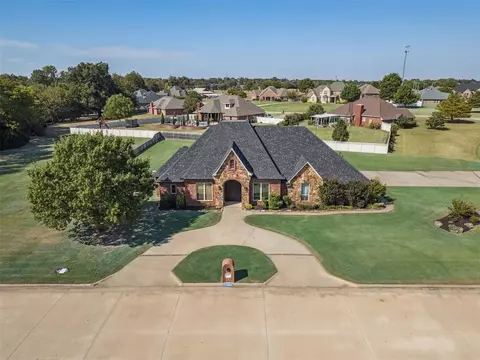 2400 Augusta Dr, Shawnee, OK 74801