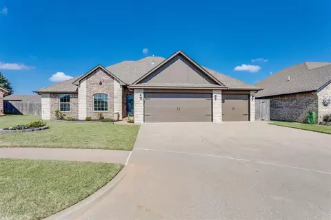 11749 SW 22nd Ter, Yukon, OK 73099