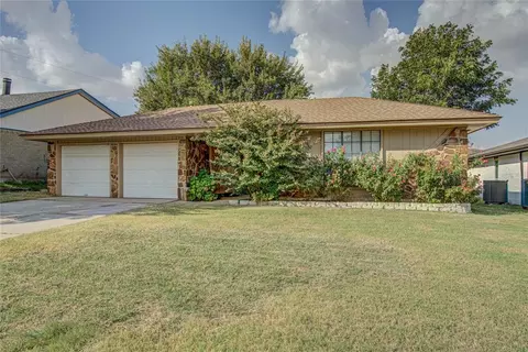 8305 NW 86th St, Oklahoma City, OK 73132