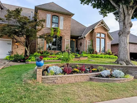 1016 Olde Bridge Rd, Edmond, OK 73034