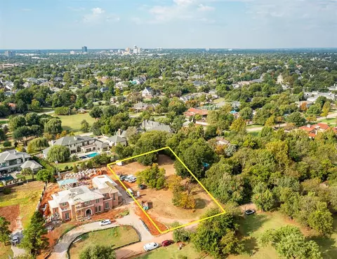 6608 NW Grand Blvd, Nichols Hills, OK 73116