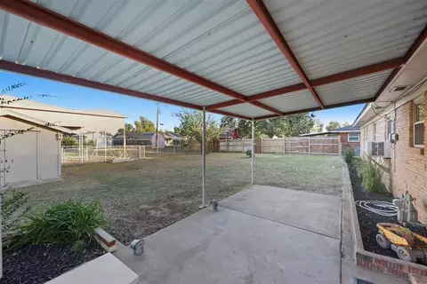 Other - 514 N Bell Dr, Crescent, OK 73028 photo 8 of 10