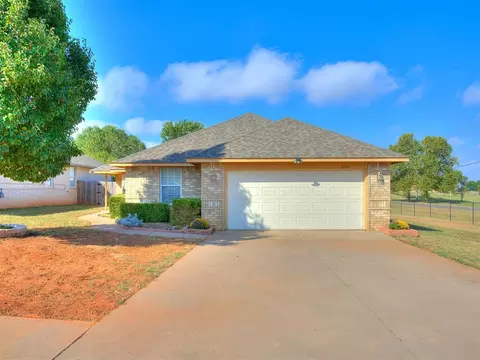 2601 S Lindsay Ave, Oklahoma City, OK 73129