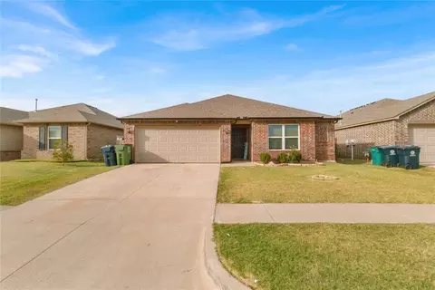 9513 NW 120th St, Yukon, OK 73099