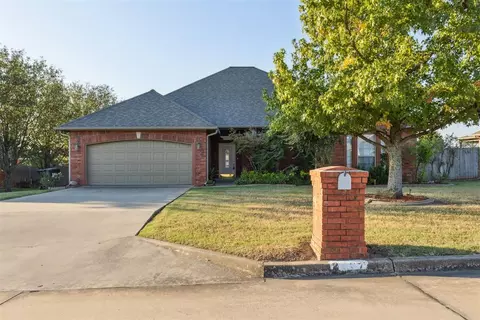 2507 Eagle View Dr, Sulphur, OK 73086