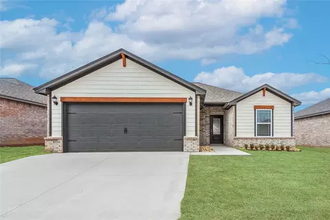 1805 Palmatum Rd, El Reno, OK 73036